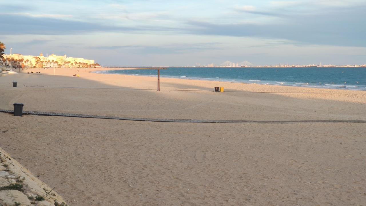 Valdecarretas Cerca De Playa * Rota
